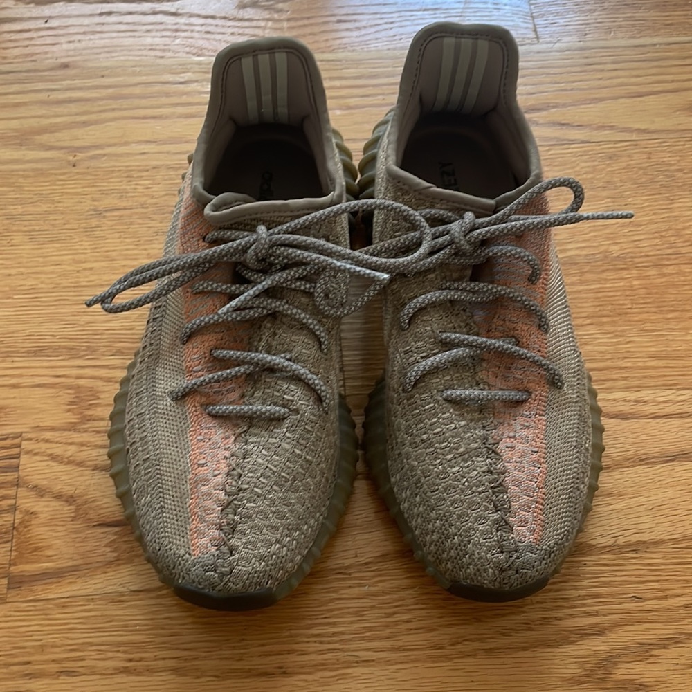 Yeezy Sand Taupe. Size 7.